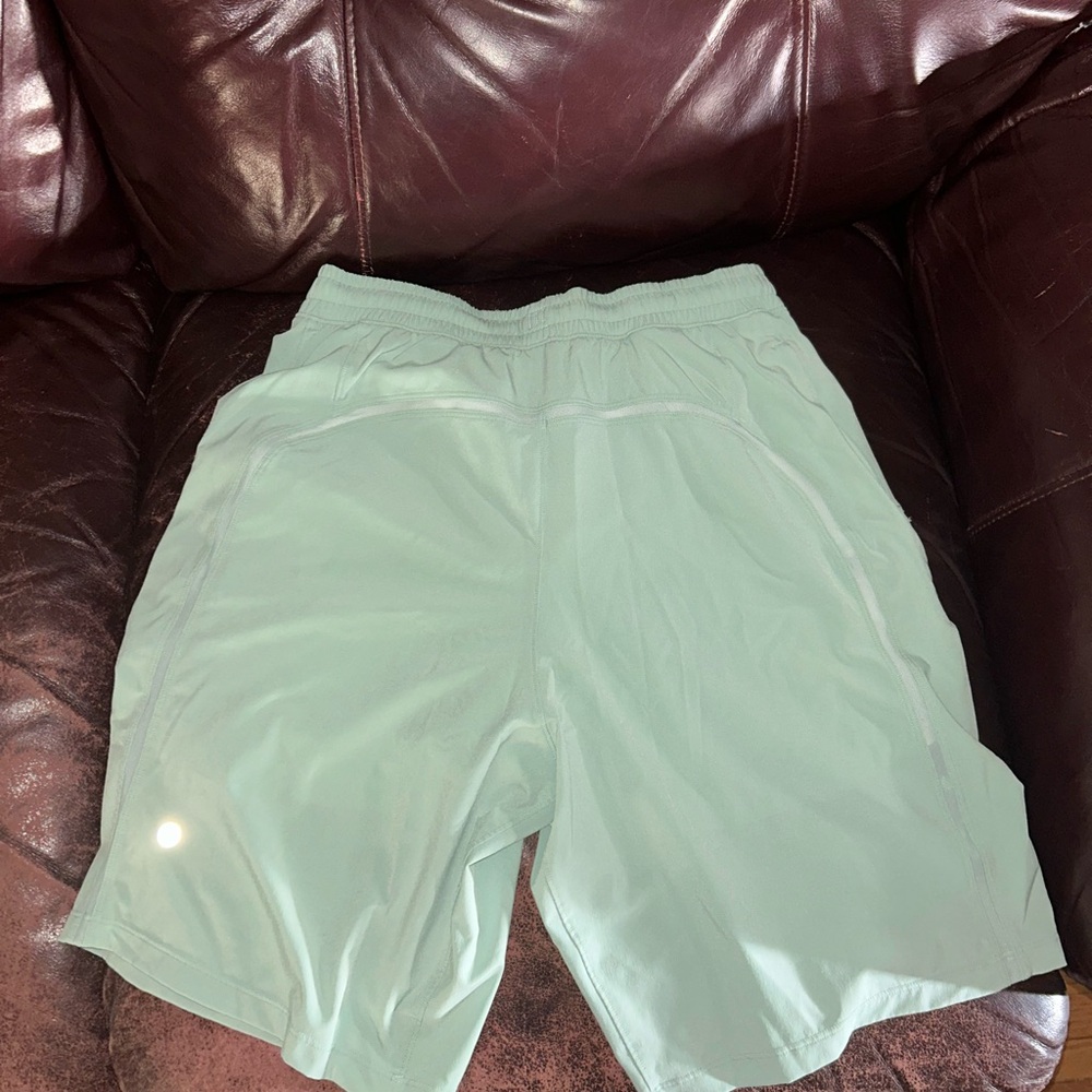 lululemon athletica Men's minty Green Athletic Shorts - Picture 2 of 3